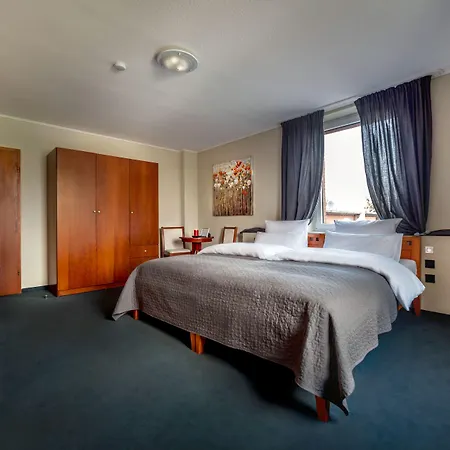 Omega Hotel