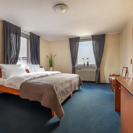 Omega Hotel Moers